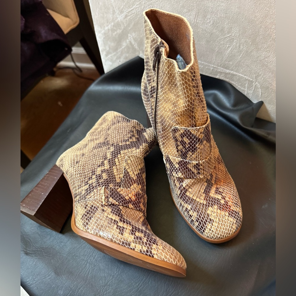 Top Shop Python Booties - Picture 1 of 6